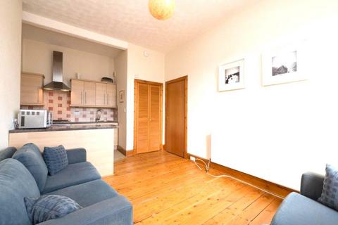 1 bedroom flat to rent, Buchanan Street, Edinburgh, EH6