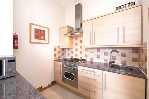 1 bedroom flat to rent, Buchanan Street, Edinburgh, EH6