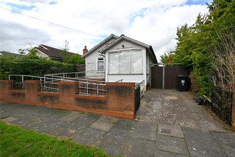 2 bedroom bungalow for sale - Central Avenue, Northfield, Birmingham, B31