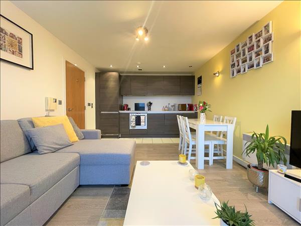 1 bedroom Flat for rent