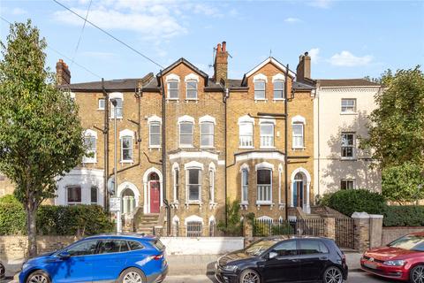 15 Aspley Road, London, SW18 2DB