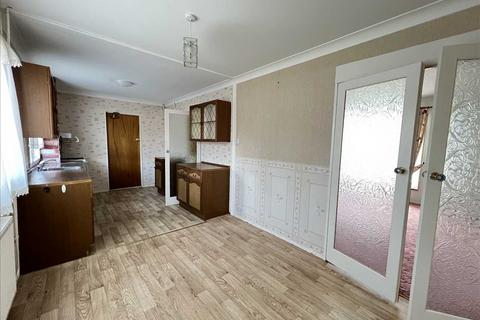 22 Dovedale Road, Corby, NN17 1LP
