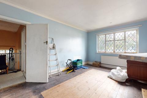 11 Rutland Gardens, Croydon, CR0 5ST