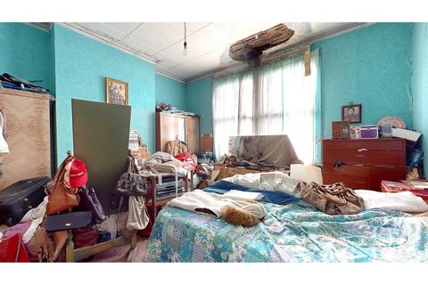 70 Bensham Manor Road, Thornton Heath, CR7 7AB