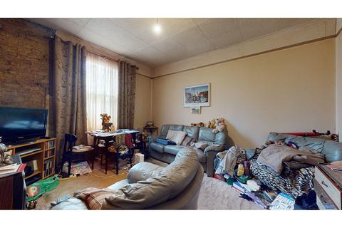 70 Bensham Manor Road, Thornton Heath, CR7 7AB