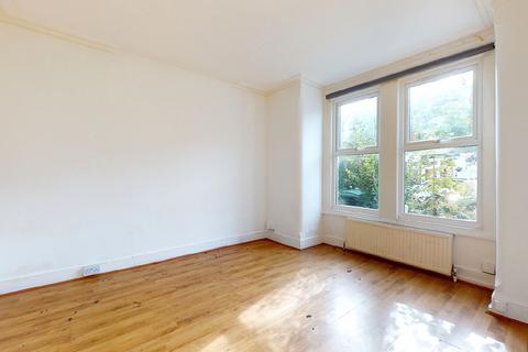 35 Foyle Road, London, N17 0NL