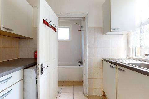 35 Foyle Road, London, N17 0NL