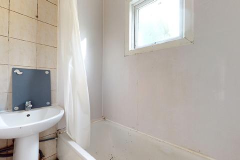 35 Foyle Road, London, N17 0NL