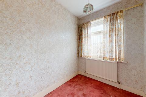 18 Barton Avenue, Romford, RM7 0ND