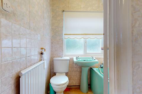 18 Barton Avenue, Romford, RM7 0ND