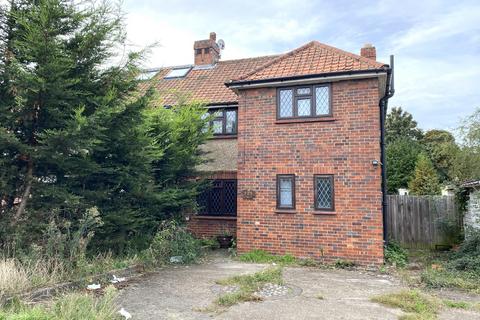 329 Hook Road, Epsom, KT19 8QU