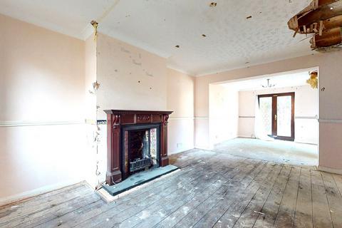 329 Hook Road, Epsom, KT19 8QU