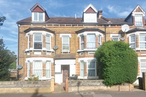 Flat 6, 1 Cameron Road, Croydon, CR0 2SR