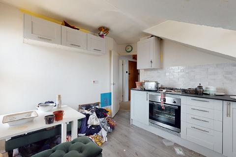 Flat 6, 1 Cameron Road, Croydon, CR0 2SR