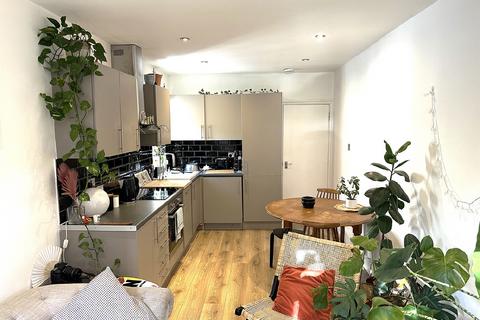 Flat 1, 78 Upper Tollington Park, London, N4 4NB