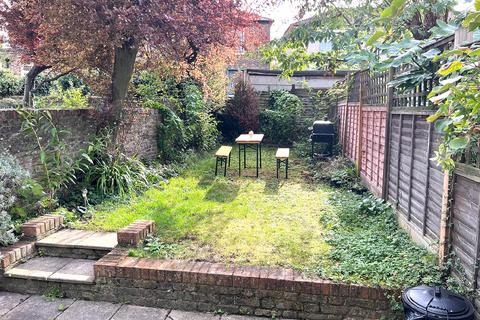Flat 1, 78 Upper Tollington Park, London, N4 4NB