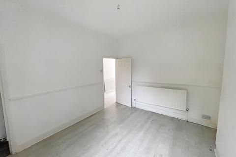 86 Ash Grove, Wavertree, Liverpool, L15 1ET