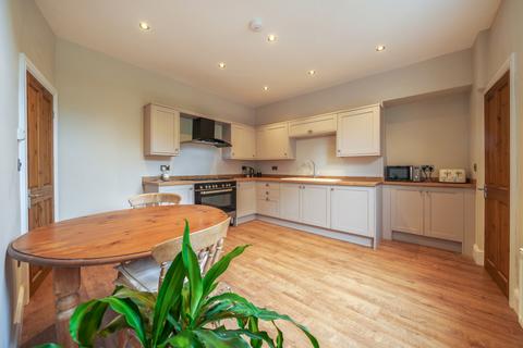 24 Aireview Terrace, Skipton, BD23 1RX