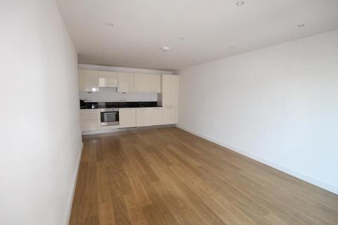 2 bedroom flat to rent, Rivington Apartments, Slough