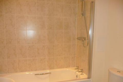 1 bedroom flat to rent, The Junction, Slough