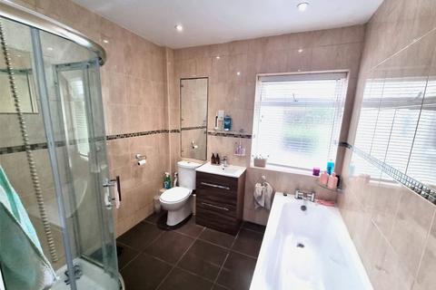 3 bedroom bungalow for sale, Old Heath Road, Southminster, Essex, CM0