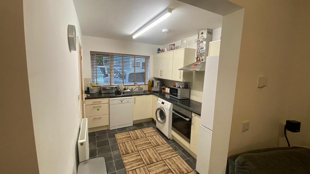 Penrhyncoch, Aberystwyth SY23 2 bed terraced house for sale £130,200
