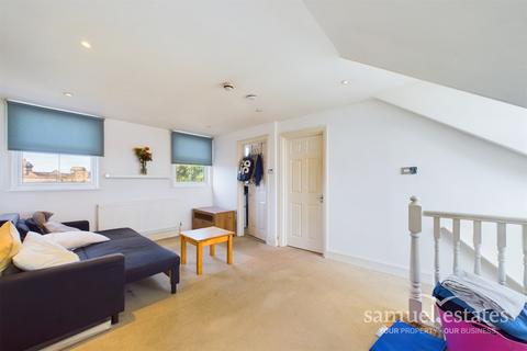 1 bedroom flat to rent, Denison Road, Colliers Wood, SW19