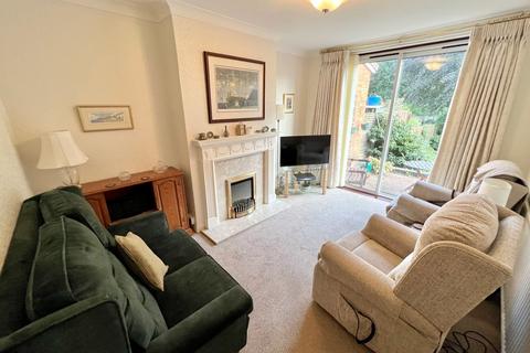 68 Barrington Road, Solihull, B92 8DR