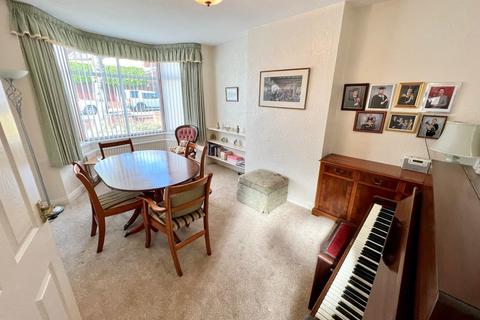 68 Barrington Road, Solihull, B92 8DR