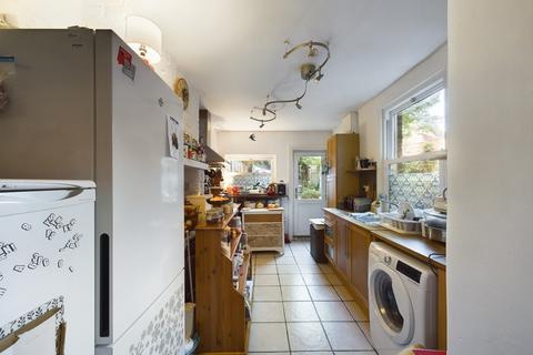 5 Bournemouth Gardens, Folkestone, CT19 5BB