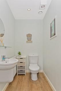 8 Commonwealth Drive, Troon, KA10 7FB