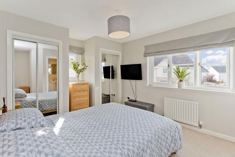 8 Commonwealth Drive, Troon, KA10 7FB