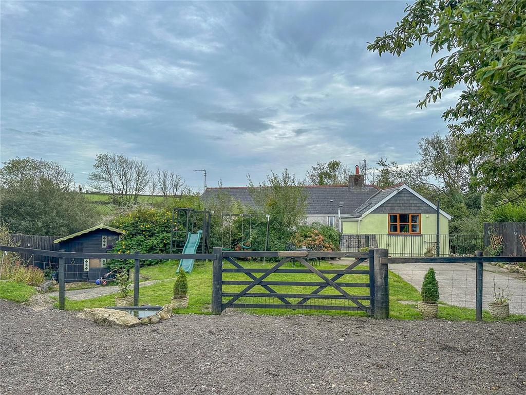 Bittaford, Near Ivybridge 4 bed semidetached house for sale £485,000