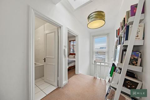 1 bedroom flat for sale, Felixstowe Road, London NW10