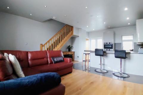 2 bedroom semi-detached house for sale - Broomfield, Clayton