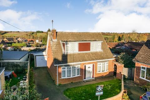 3 bedroom chalet for sale, Hillvue Close, Costessey