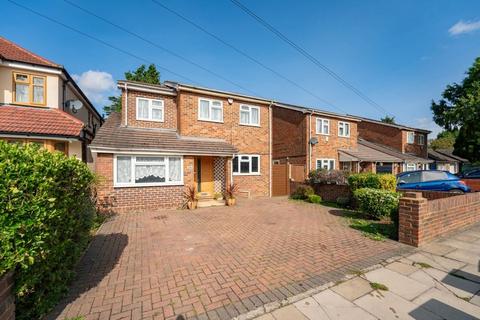 5 bedroom detached house for sale, Alleyn Park, Southall
