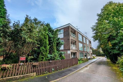 2 bedroom apartment to rent, Derbyshire Road, Sale