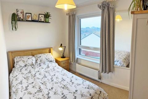 240 Longfield, Falmouth, TR11 4ST