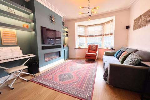 9 Castan Road, Pontyclun, CF72 9EH