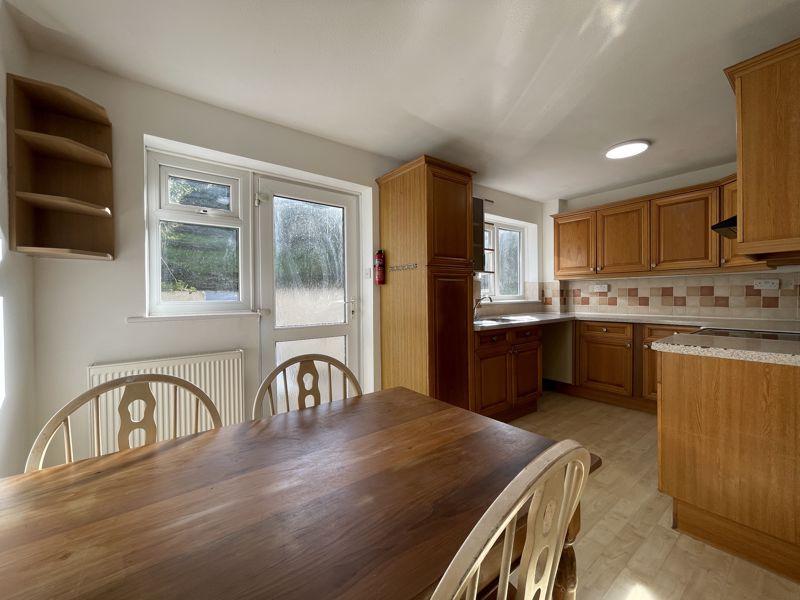 Kitchen / Dining...