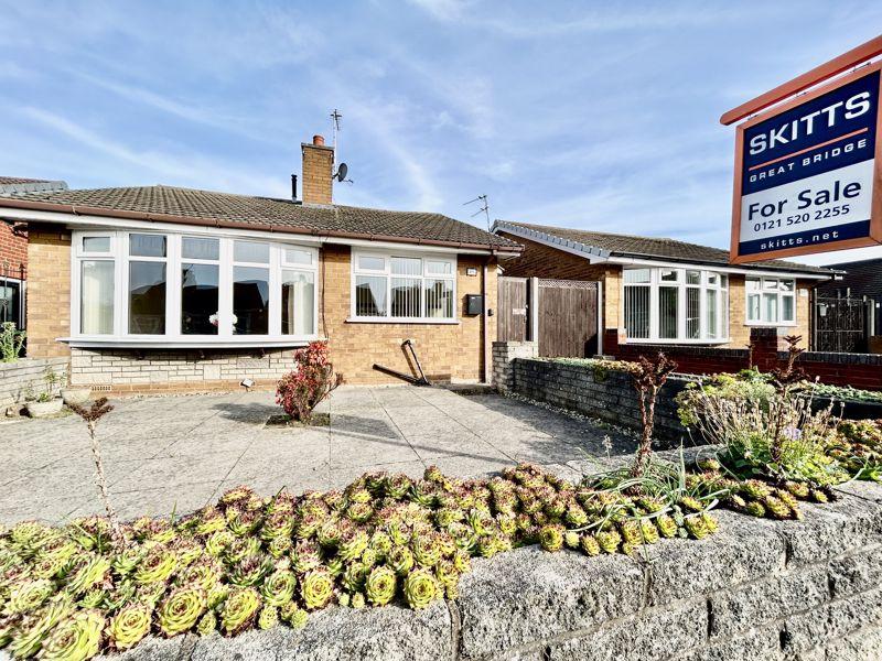 Newman Road, Tipton 2 bed detached bungalow for sale £240,000