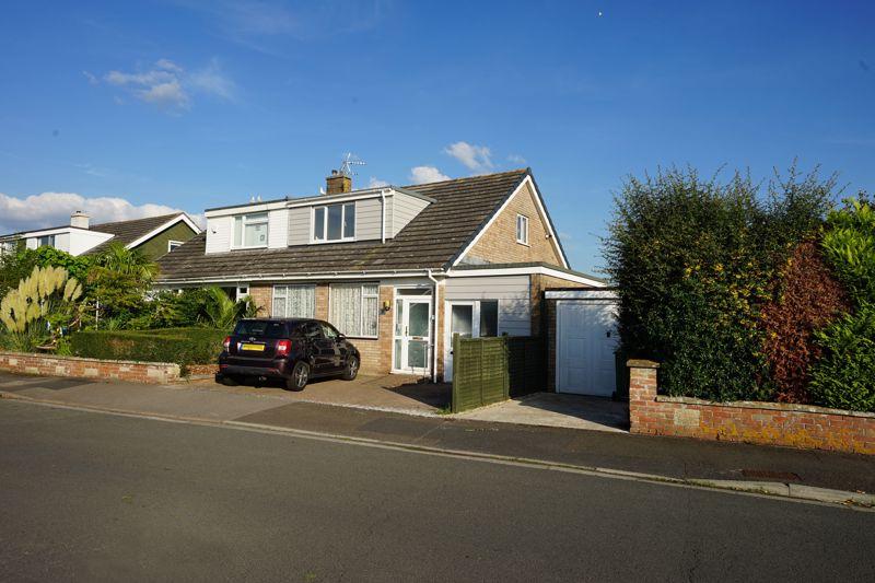 Hazelbury Road, Nailsea BS48 4 bed semidetached house for sale £414,950