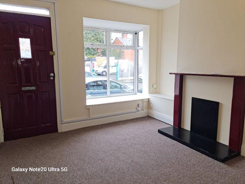 Dell Road, Cotteridge, Birmingham, B30 2JB 3 bed terraced house for sale £215,000