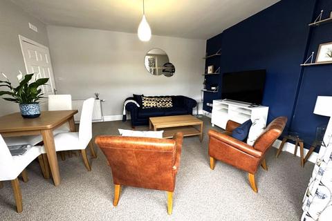 2 bedroom apartment to rent, Dumbarton Road, Scotstoun