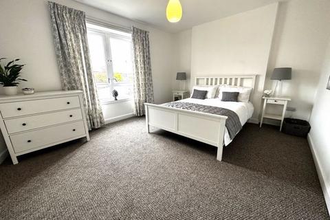 2 bedroom apartment to rent, Dumbarton Road, Scotstoun