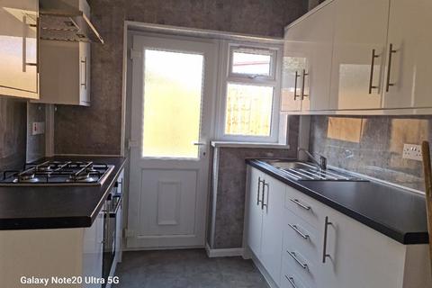 3 bedroom semi-detached house to rent, Masshouse Lane, Kings Norton, Birmingham, B38 9AA