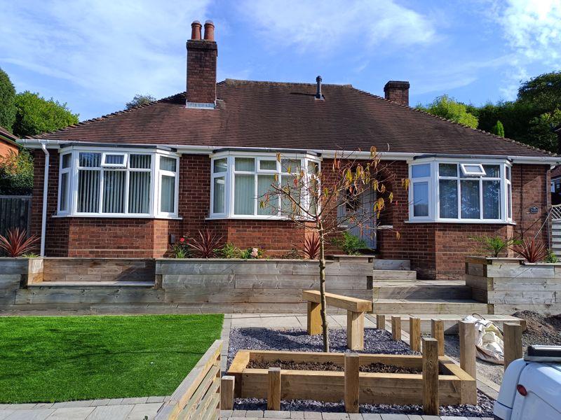 Stafford Road, Telford TF2 4 bed detached bungalow for sale £300,000