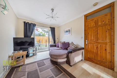 81 Allen Road, Rainham, RM13 9JX
