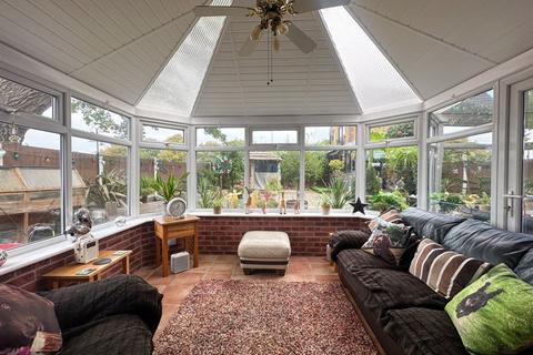 30 Milltown Way, Leek, ST13 5SZ